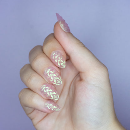 Facet Fantasy (Short Almond)